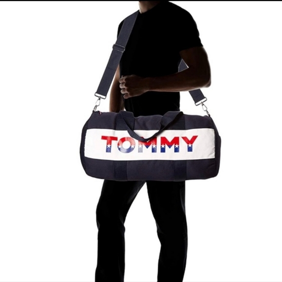 Tommy Hilfiger “ROCKY” duffel bag in Navy Blazer - Picture 6 of 6